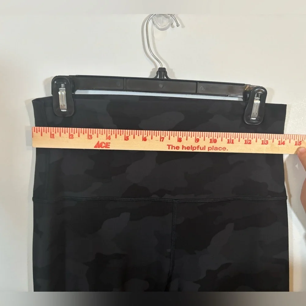 Lululemon Wunder Under High Rise Crop 21” Leggings Black Camo Size 10